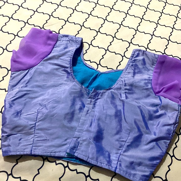 1500/-Designer saree with floor length shrug,absolutely an eye catcher in lave… - Picture 7 of 14